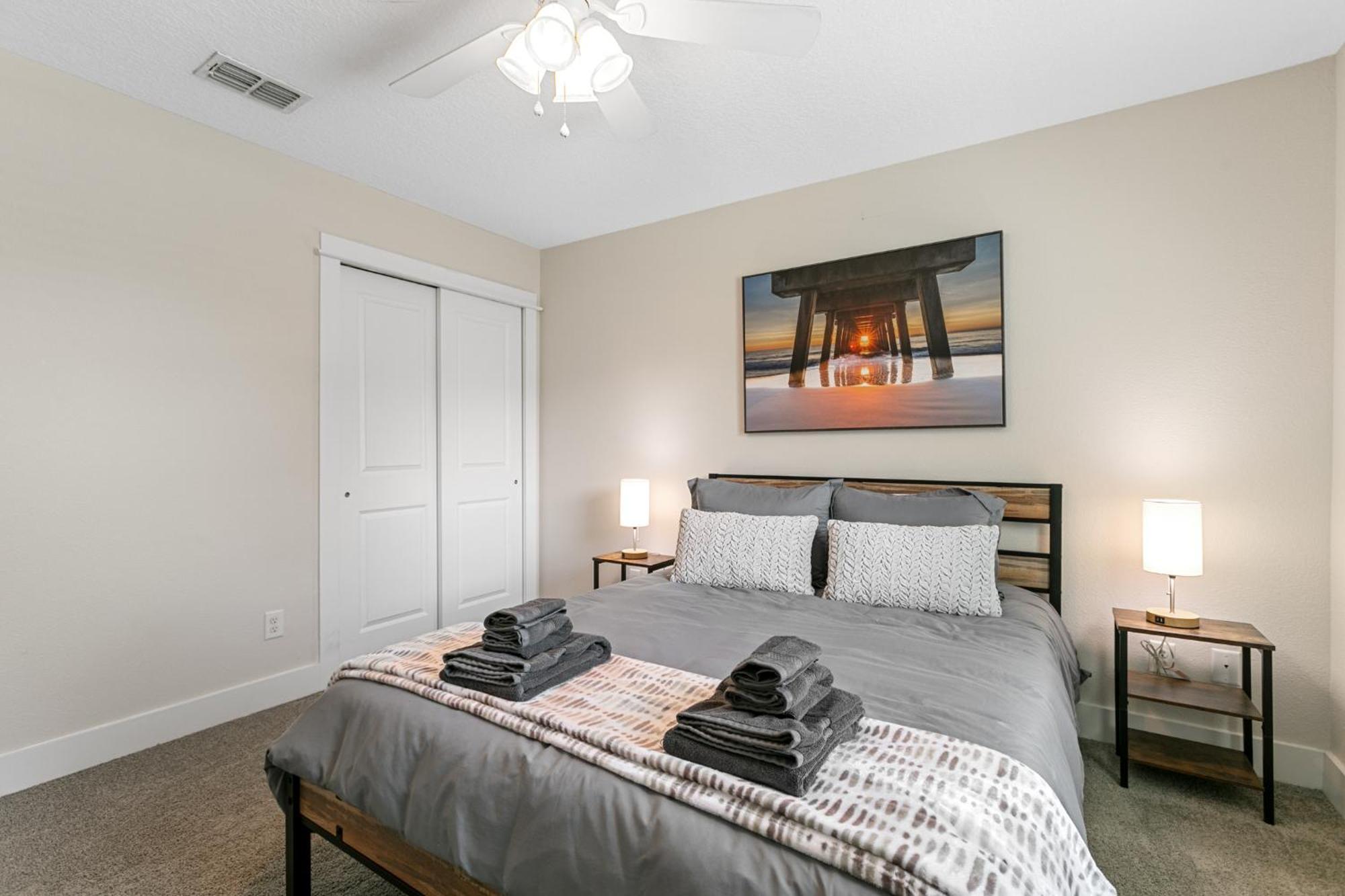 ジャクソンビル・ビーチ 3 Minutes To Beach, 9 Minutes To Mayo Clinic, King Bed, Sleeps 8ヴィラ エクステリア 写真
