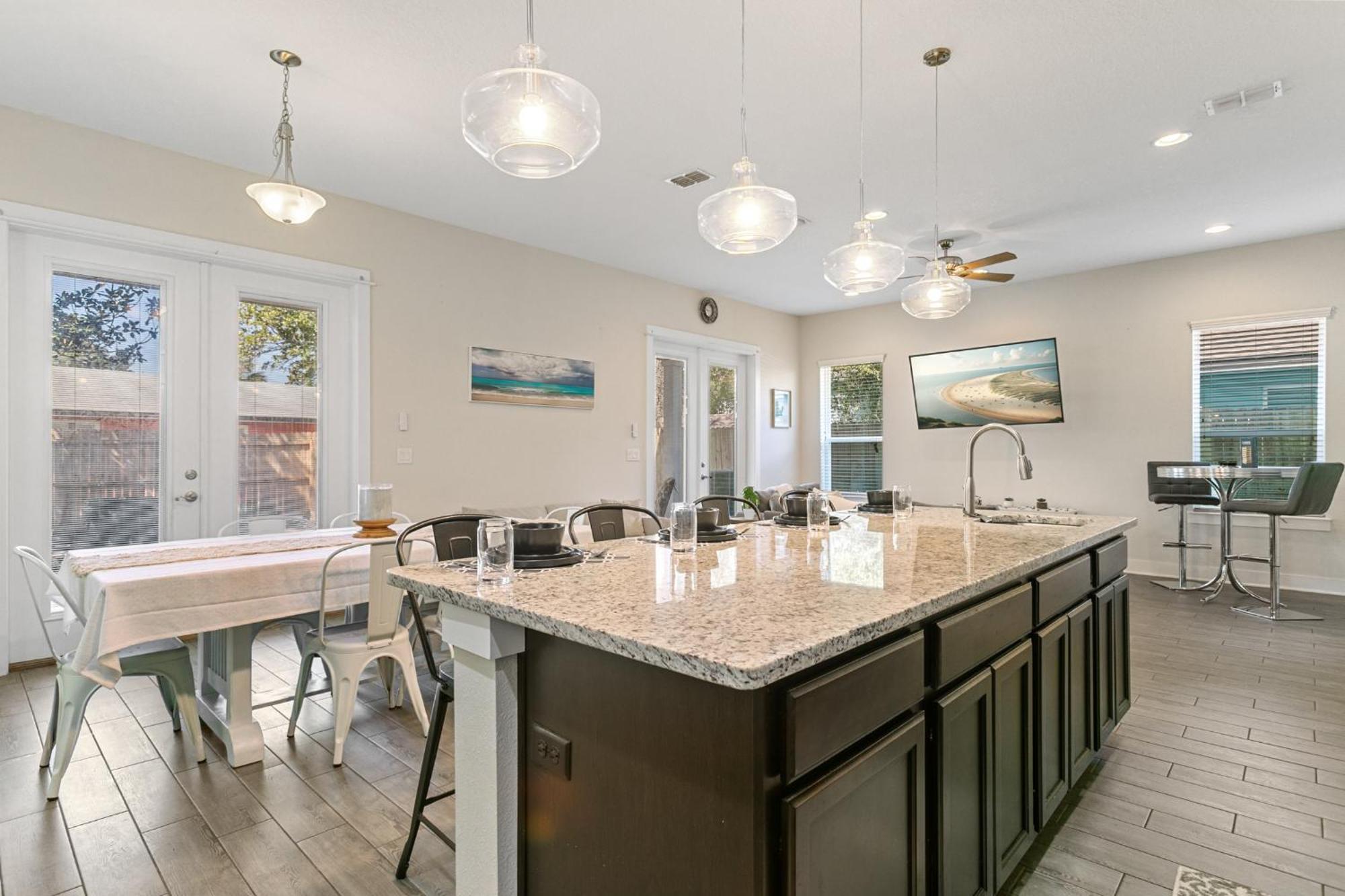 ジャクソンビル・ビーチ 3 Minutes To Beach, 9 Minutes To Mayo Clinic, King Bed, Sleeps 8ヴィラ エクステリア 写真
